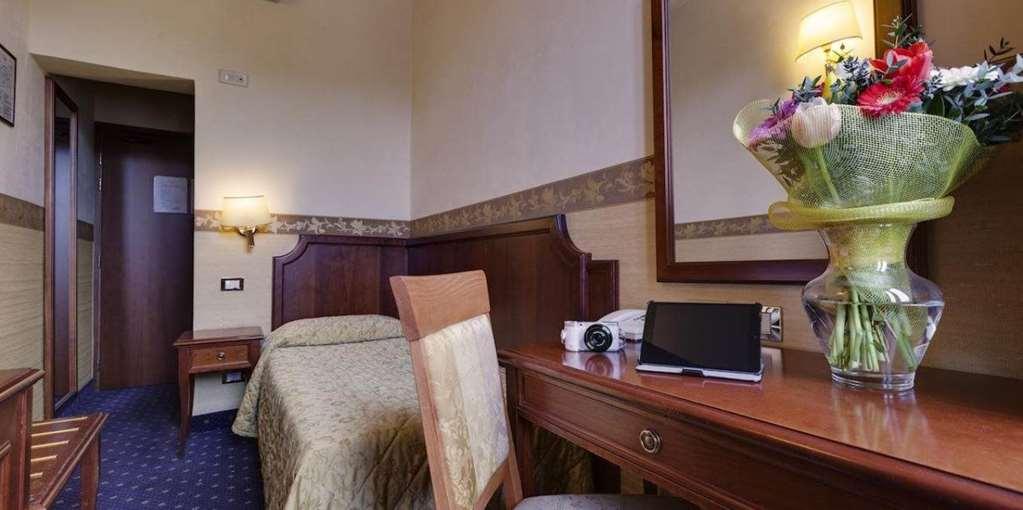 Hotel Arizona Флоренция Номер фото